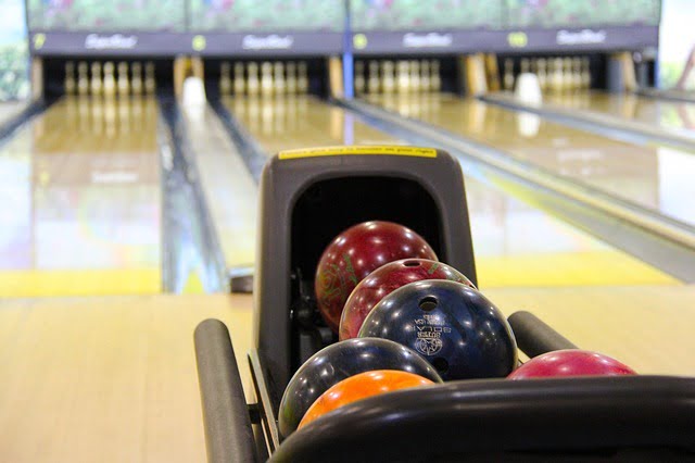 bowling-237905_640